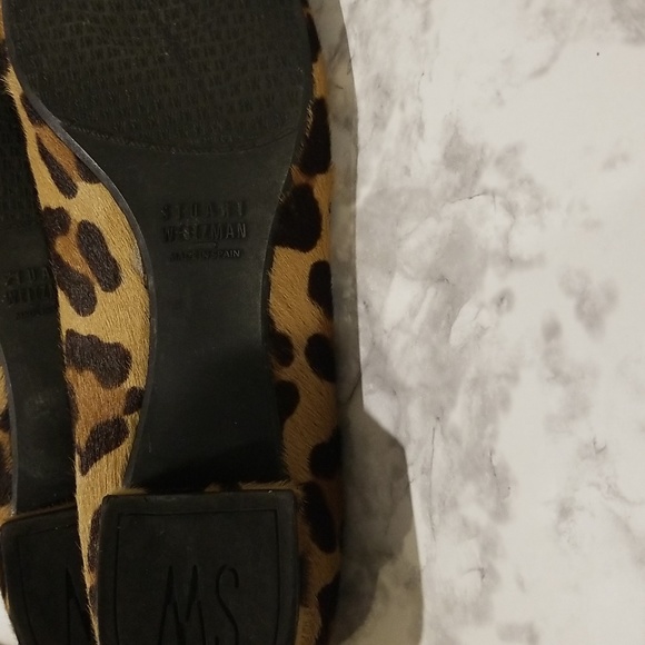 STUART WEITZMAN leopard print calf hair flat with signature hardware size 8m - Picture 4 of 4